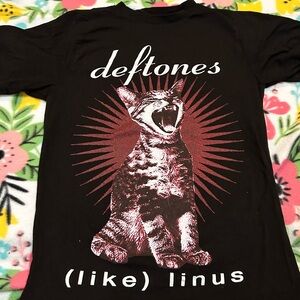 Hot topic Deftones Shirt
